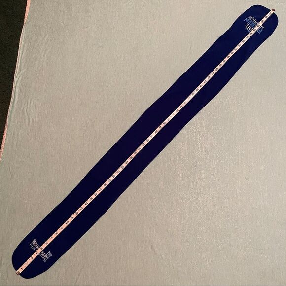 Disney Fiel Microfleece scarf Olaf’s Frozen Adventure Disney Vacation Club NEW - Picture 6 of 8